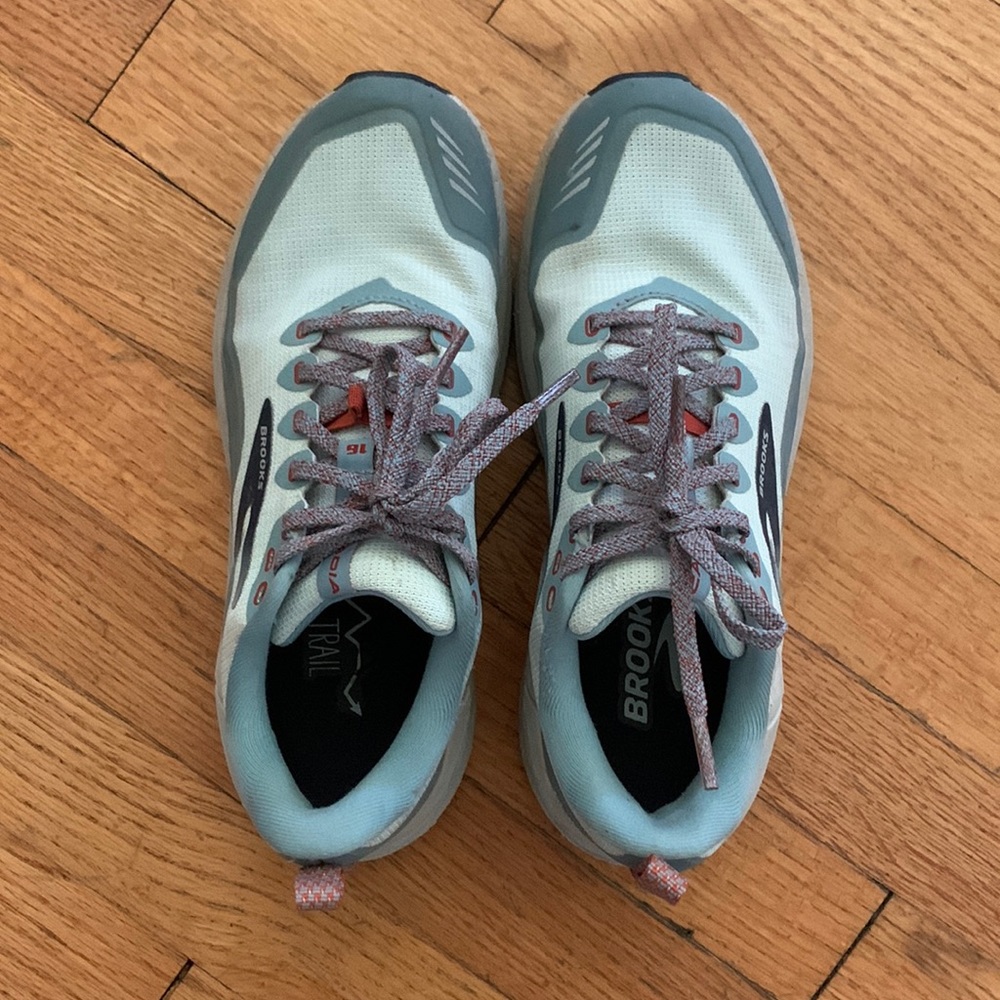 Brooks Cascadia